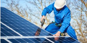 Installation Maintenance Panneaux Solaires Photovoltaïques à Dinan